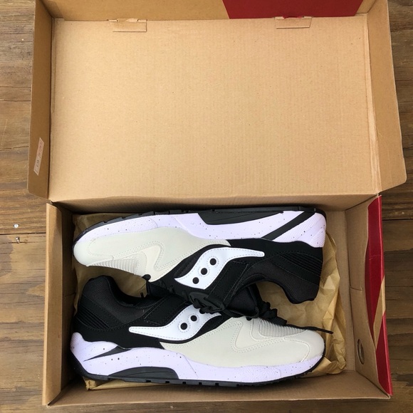 🎽🎽Saucony Runners - Picture 2 of 8